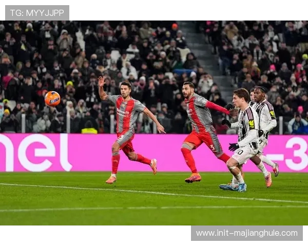 热那亚与克雷莫内塞0-0互交白卷，两队各取1分